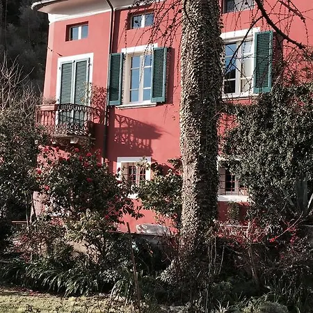 Bed & Breakfast Lemons